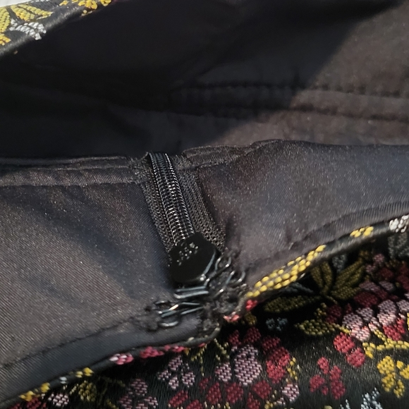 Ann Taylor Loft Women's Mid Length Floral Pencil Skirt Size 00 EUC - Picture 7 of 10